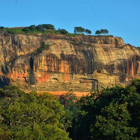 Sigiri Saat Cabana Sigiriya Exterior photo